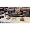 Image 1 : 2 METAL AND WOOD DECORATIONS AND DECORATIVE WIRE BASKET