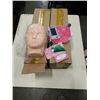 Image 2 : 4 MAKEUP MANNEQUIN HEAD PRACTICE KITS