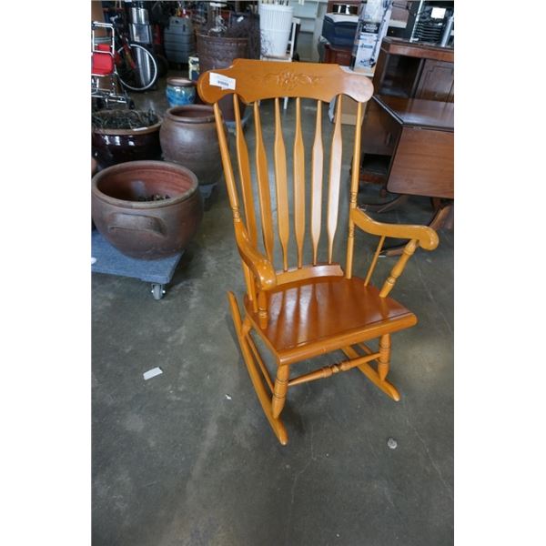 WOOD ROCKING CHAIR - MADE IN ROMANIA