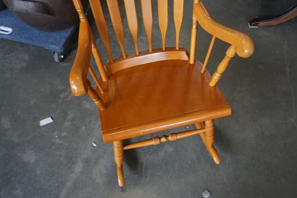 WOOD ROCKING CHAIR - MADE IN ROMANIA
