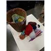 Image 2 : WICKER BASKET OF YARN AND SEWING SUPPLIES