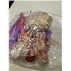 Image 3 : LOT OF BARBIES AND COLLECTOR DOLLS