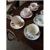 Image 3 : 6 ANTIQUE CHINA CUPS AND SAUCERS