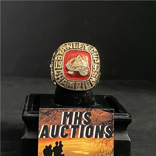 COLORADO AVALANCHE N.H.L 1996 "LAMALFA" CHAMPIONSHIP REPLICA RING (ref845)