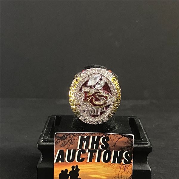 KANSAS CITY CHIEFS N.F.L 2019 "KELCE" CHAMPIONSHIP REPLICA RING (ref380)