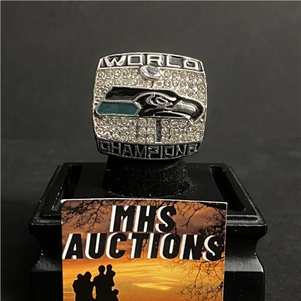 SEATTLE SEAHAWKS N.F.L 2013 "#1 FAN" CHAMPIONSHIP REPLICA RING (ref1309)