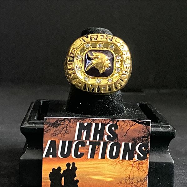 MINNESOTA VIKINGS N.F.L 1974 CHAMPIONSHIP REPLICA RING (ref760)