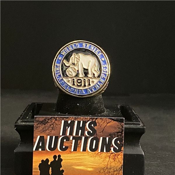 PHILADELPHIA ATHLETICS M.L.B 1911 "HOMERUN BAKER" CHAMPIONSHIP REPLICA RING (ref600)