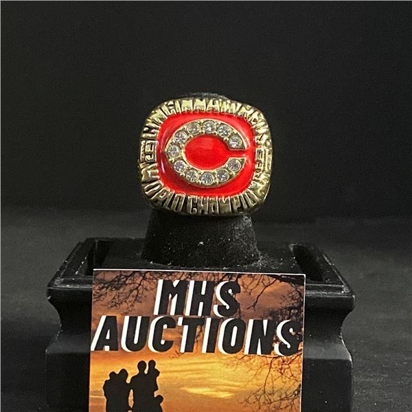 CINCINATTI REDS M.L.B 1990 "SWEEP" CHAMPIONSHIP REPLICA RING (ref624)