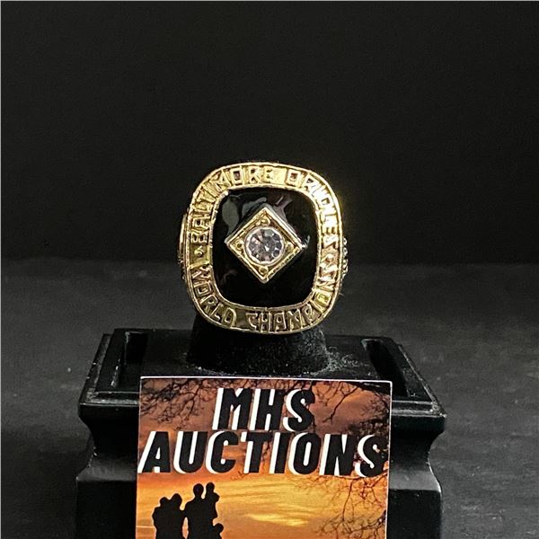 BALTIMORE ORIOLES M.L.B 1966 "F.ROBINSON" CHAMPIONSHIP REPLICA RING (ref635)