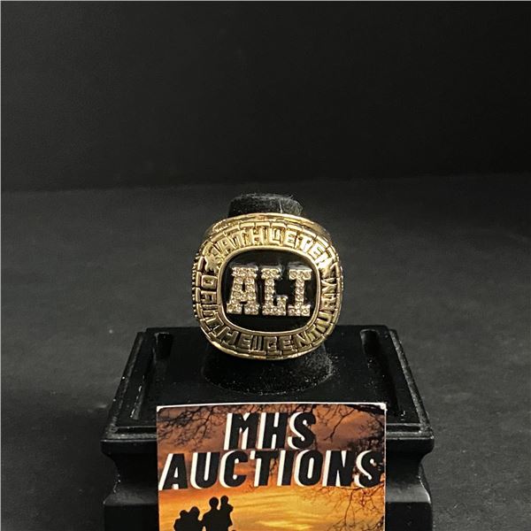 MUHAMMAD ALI ATHLETE OF THE CENTURY "MUHAMMAD ALI 56-5" CHAMPIONSHIP REPLICA RING (ref966)