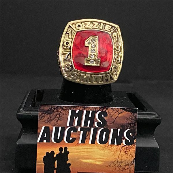 OZZIE SMITH HALL OF FAME 1978-1996 "15X ALL STAR" CHAMPIONSHIP REPLICA RING (ref900)