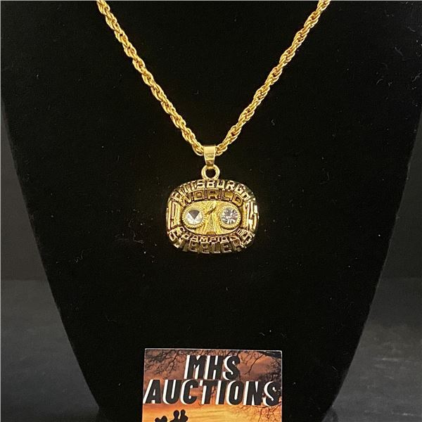 PITTSBURGH STEELERS N.F.L 1975 CHAMPIONSHIP NECKLACE (refR40)