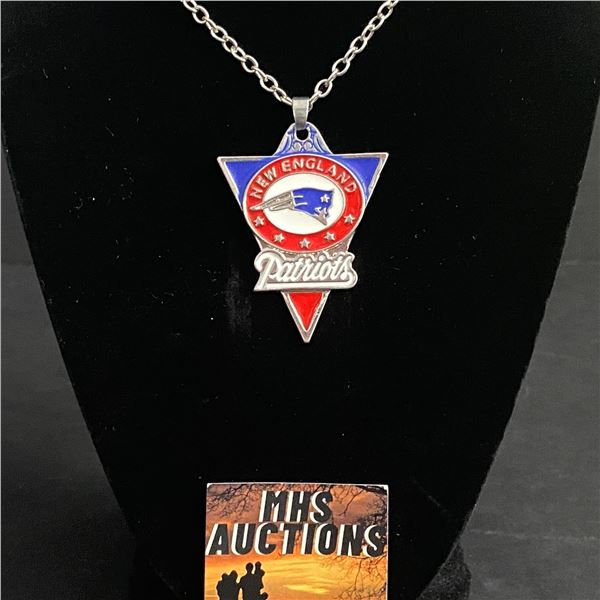 NEW ENGLAND PATRIOTS N.F.L NECKLACE (ref344)
