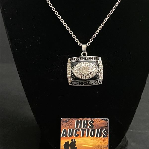 OAKLAND RAIDERS N.F.L CHAMPIONSHIP NECKLACE (ref332)