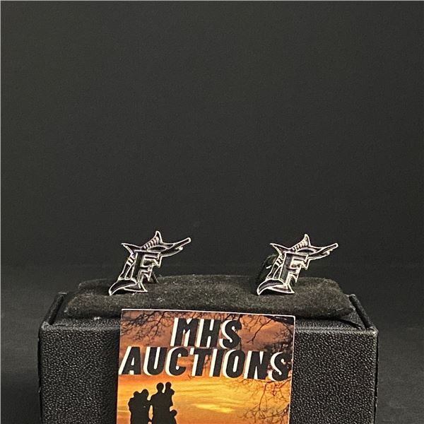 FLORIDA MARLINS M.L.B CUFFLINKS (ref1231)