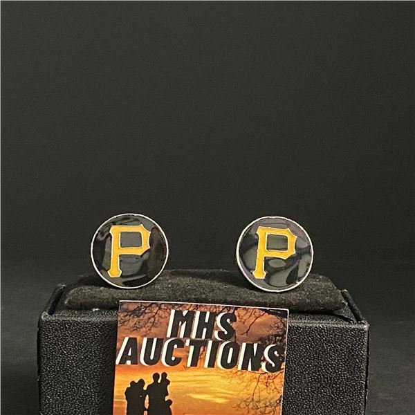 PITTSBURGH PIRATES M.L.B CUFFLINKS (ref1250)