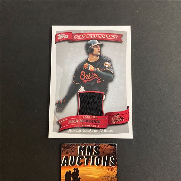 2010 TOPPS NICK MARKAKIS BASEBALL JERSEY CARD (ref2074)