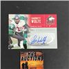 Image 1 : GARRETT WOLFE 2007 SA-GE COLLECTIBLES AUTOGRAPHED FOOTBALL CARD (ref142)