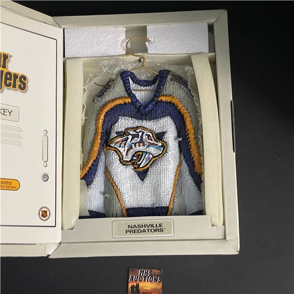 NASHVILLE PREDATORS STAR HANGER MEDIUM HOME JERSEY (ref5012)