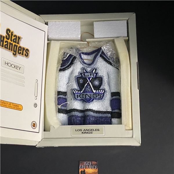 LOS ANGELES KINGS STAR HANGER MEDIUM HOME JERSEY (ref5009)