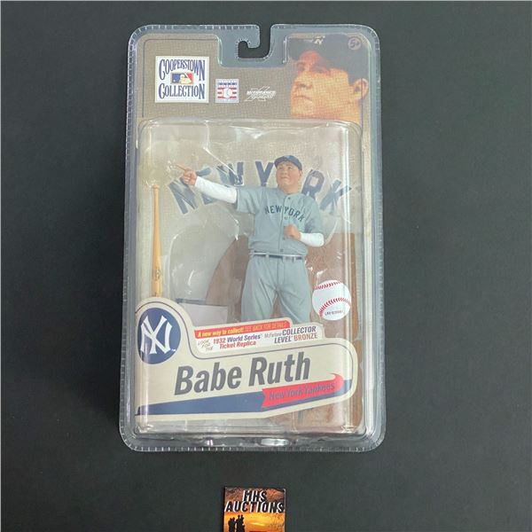 BABE RUTH M.L.B NEW YORK YANKEES MCFARLANE SERIES 7 COOPERSTOWN COLLECTION