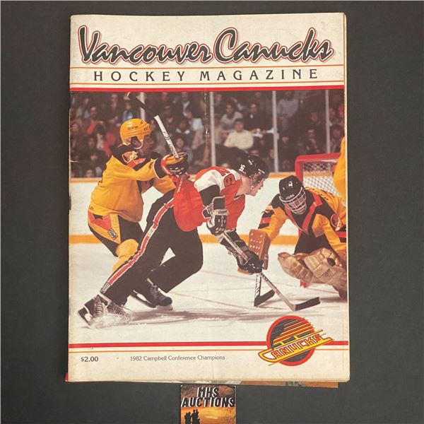 VANCOUVER CANUCKS PROGRAM FROM SUNDAY NOVEMBER 28 1982