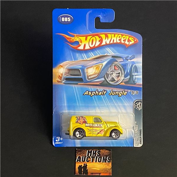 HOT WHEELS ASPHALT JUNGLE 1/64TH SCALE (ref1017)