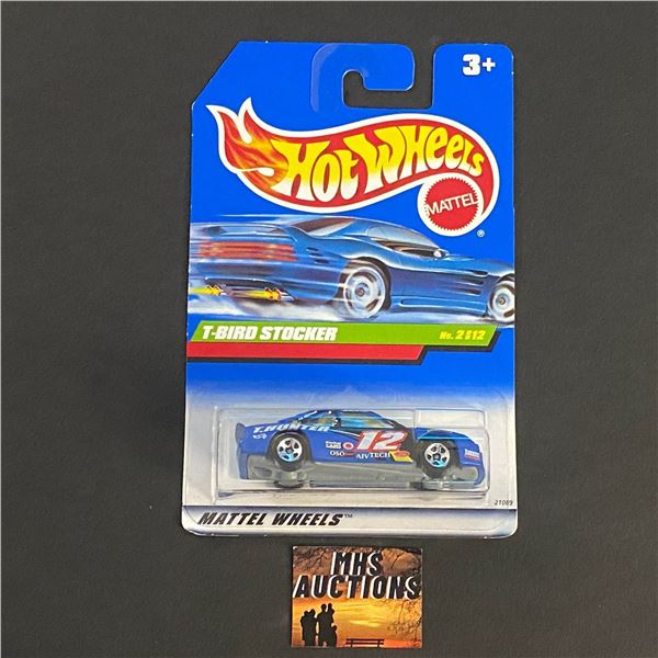 HOT WHEELS T-BIRD STOCKER 1/64TH SCALE (ref123)