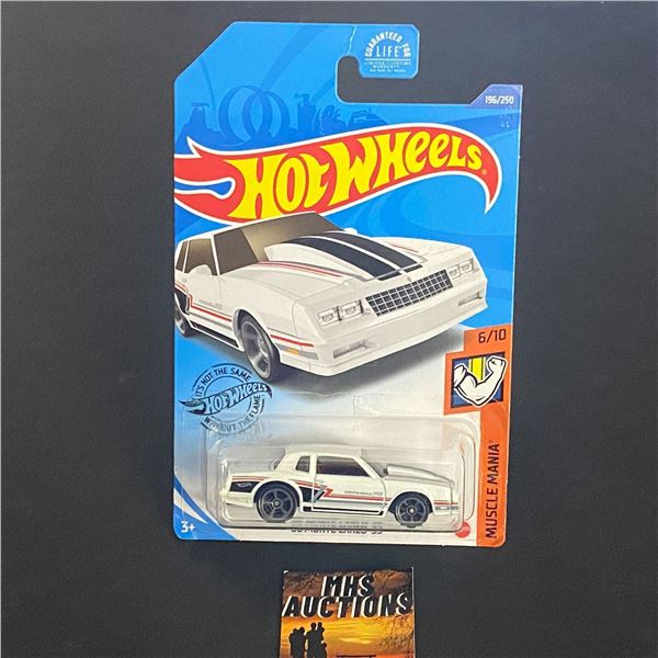 HOT WHEELS '86 MONTE CARLO SS 1/64TH SCALE (ref1095)