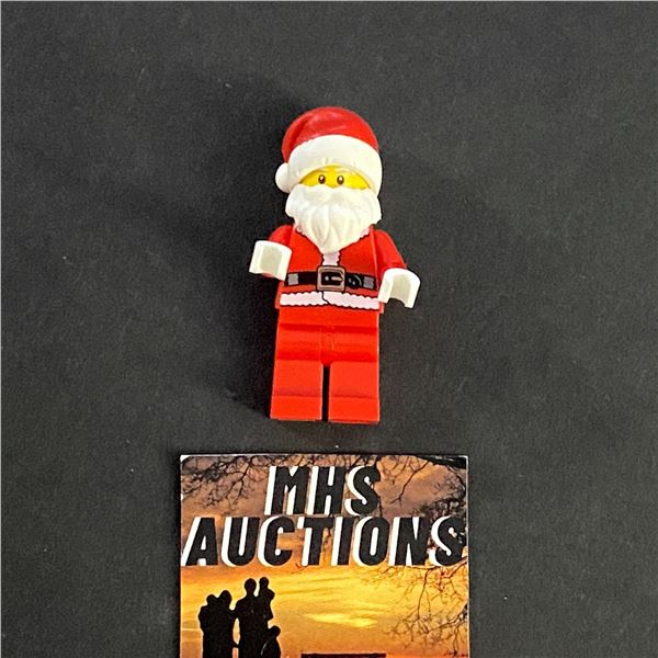 LEGO MINI FIGURE SANTA WITH ACCESSORIES (ref73)