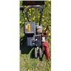 Image 9 : TRIM RITE EDGE TRIMMER WITH 3.5 BRIGGS & STRATTON ENGINE