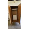 Image 3 : 6' X 30" X 25" CLOSET