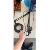 Image 1 : SHOP MAGNIFYING GLASS AND LAMP