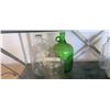 Image 1 : THREE GROWLERS
