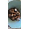 Image 3 : 12 TON BOTTLE JACK, ASSORTED HITCH BALLS 1 7/8-2 5/8