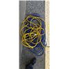 Image 1 : TWO AIR HOSES