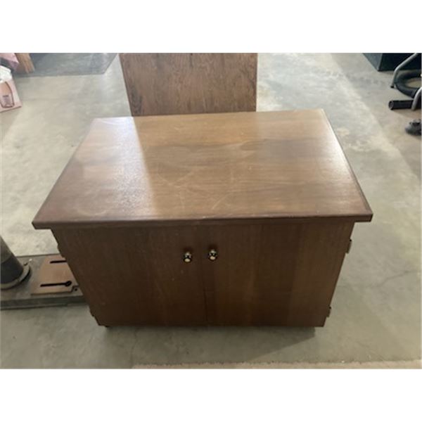 CABINET WITH DRAWER