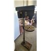 Image 2 : MASTERCRAFT 15" 3100RPM DRILLPRESS