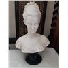 Image 1 : Signed Bust of Lady  Made in Italy cat A
