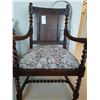 Image 8 : Antique chair cat C