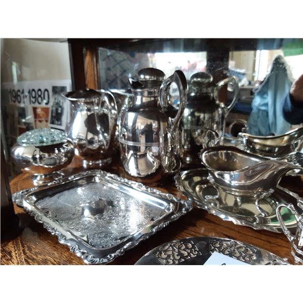 Silver Plate Serving Cat A