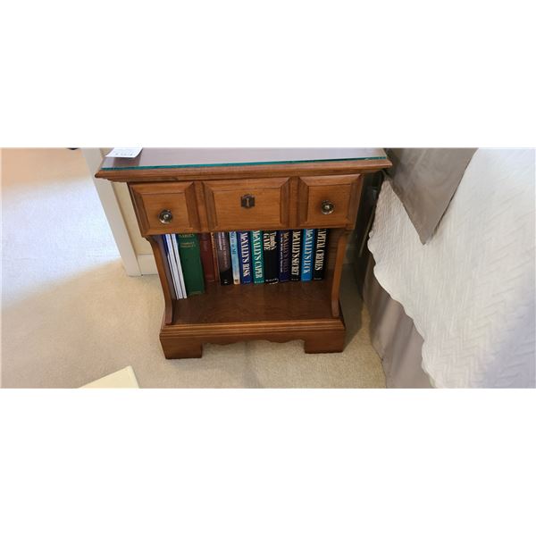 Vilas maple Bedside Table c