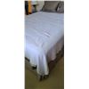 Image 1 : Queen Size Bed Cat C