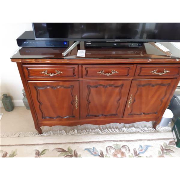 Malcom Wood Hutch Cat C