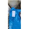 Image 4 : Tarps, rope, pots cat E
