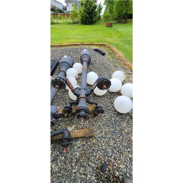 le maison Street lamp cat F