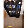 Image 7 : Bookcase, books cat C