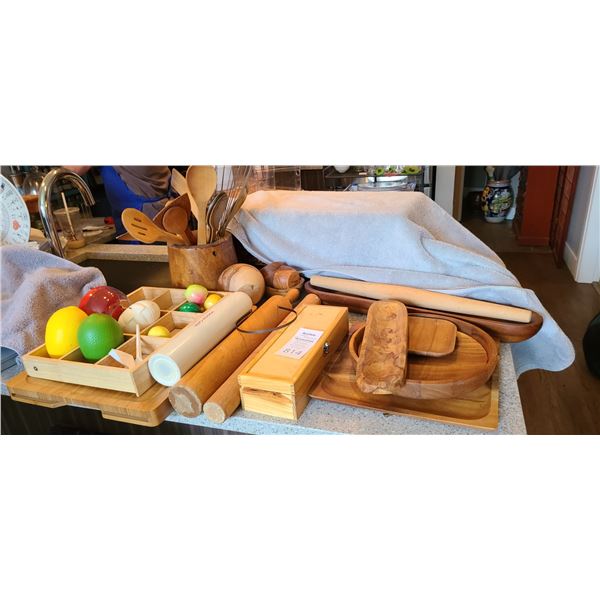 Wood utensils and more cat B