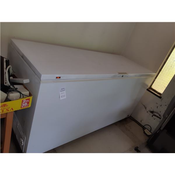 Fridgidaire Freezer cat C